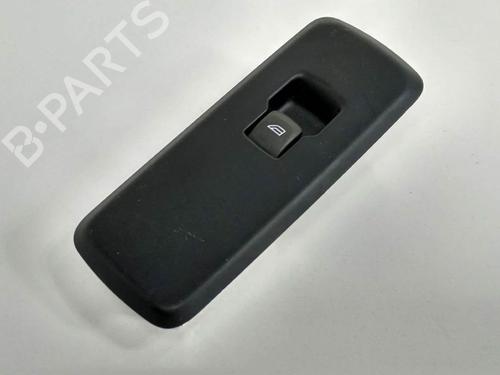Used Right rear window switch Right rear window switch LAND ROVER RANGE ROVER SPORT I (L320) 3.0 D 4x4 (245 hp) 7768808 7768808