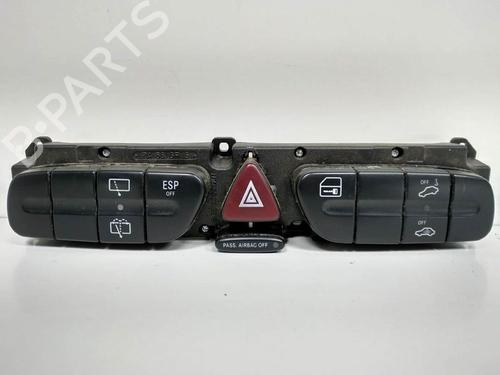Used Warning switch Warning switch MERCEDES-BENZ C-CLASS T-Model (S203) C 200 Kompressor (203.242) (163 hp) 7666185 7666185