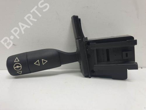 Used Steering wheel controls Steering wheel controls LAND ROVER RANGE ROVER III (L322) 3.6 D 4x4 (272 hp) 9363026 9363026