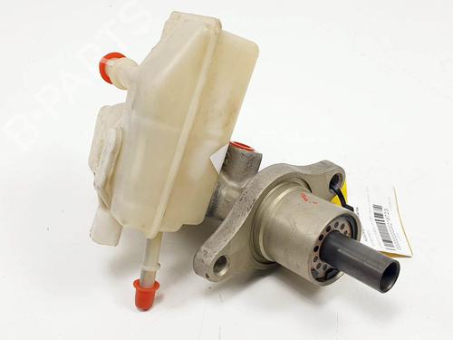 Used Brake master cylinder Brake master cylinder FORD FOCUS II (DA_, HCP, DP) 1.6 TDCi (109 hp) 6855984 6855984