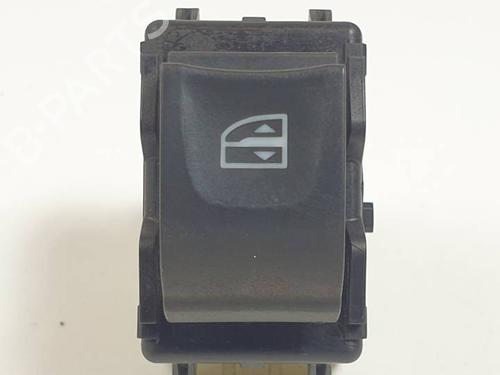 Pulsantiera posteriore destra DACIA LODGY (JS_) 1.5 Blue dCi 115 (JSJT) (116 hp) 30049729