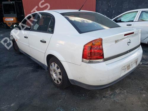 Fuse box OPEL VECTRA C (Z02) 2.0 DTI 16V (F69) | BP25117836E1 - Image 26