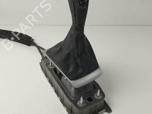 Gear lever SKODA OCTAVIA II (1Z3) 1.6 TDI 1K0711049CH