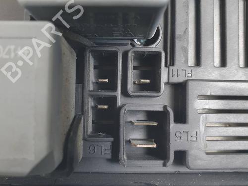 Fuse box LAND ROVER DISCOVERY V (L462) 2.0 Sd4 4x4 | BP39169742E1 - Image 4