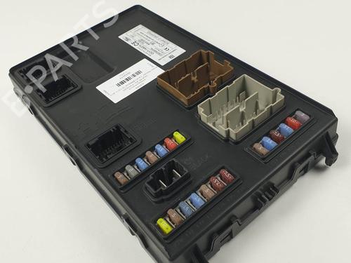 Used Fuse box Fuse box FORD TRANSIT Van (FA_ _) 2.2 TDCi (125 hp) 24916043 24916043