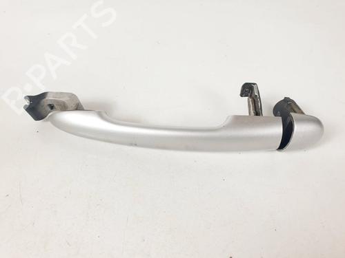 Maniglia esterna posteriore sinistra RENAULT LAGUNA III Grandtour (KT0/1) 2.0 dCi (KT01, KT08, KT09, KT0K, KT12, KT1D, KT1W) (150 hp) 15417424