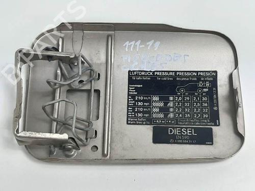 Fuel flap MERCEDES-BENZ S-CLASS (W220) S 320 CDI (220.025, 220.125) | BP6839653C131 