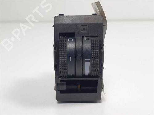 Used Headlight switch Headlight switch AUDI A6 C5 (4B2, 4B4) 2.5 TDI (150 hp) 10665108 10665108