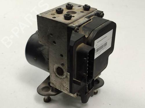 Used ABS pump MERCEDES-BENZ E-CLASS (W210) E 300 Turbo-D (210.025) (177 hp) 9216549