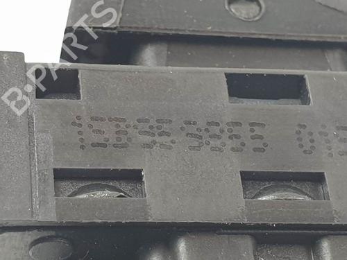 Right front window switch SKODA CITIGO (NF1) 1.0 | BP24915976I26 - Image 3
