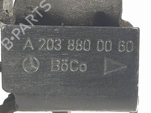 Hood lock MERCEDES-BENZ E-CLASS (W211) E 320 CDI (211.026) | BP13391155C133 