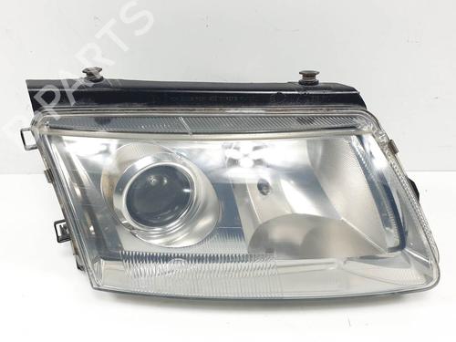 right-headlight-vw-passat-b5-3b2-1996-1997-1998-1999-2000-2001-24989876 main image