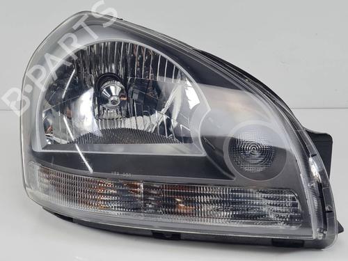 Used Right headlight Right headlight HYUNDAI TUCSON (JM) 2.0 (141 hp) 34517962 34517962