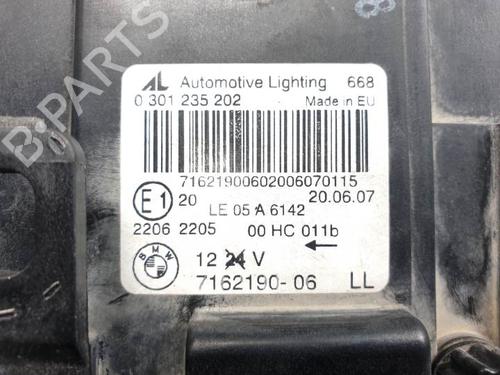 Right headlight BMW X3 (E83) 2.0 d | BP27667957C29 