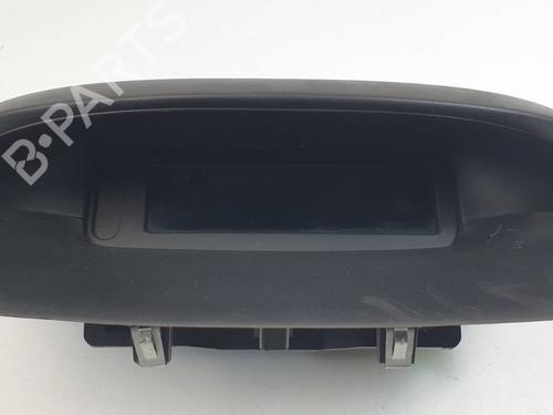 display-monitor-renault-megane-iii-hatchback-bz01_-b3_-2008-39462885 main image