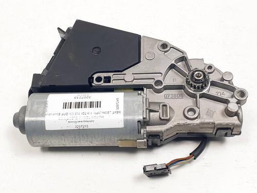 sunroof-engine-seat-leon-1p1-2005-2006-2007-2008-2009-2010-2011-2012-2013-30896358 main image