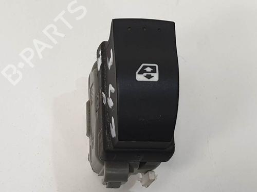 Used Left rear window switch Left rear window switch RENAULT MEGANE II (BM0/1_, CM0/1_) 1.5 dCi (BM1F, CM1F) (86 hp) 6848690 6848690