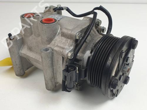 Used AC compressor AC compressor FORD MONDEO III Turnier (BWY) 1.8 16V (125 hp) 30586179 30586179