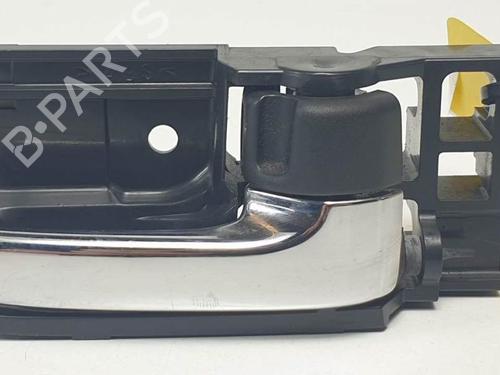 Used Front right interior door handle Front right interior door handle TOYOTA COROLLA Verso (_E12_) 1.8 VVT-i (ZZE122_, ZZE122R) (135 hp) 12357105 12357105