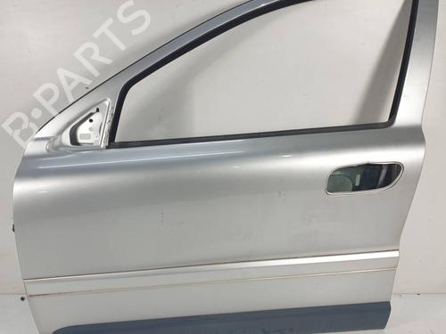 Used Left front door Left front door VOLVO V70 II (285) 2.4 T AWD (200 hp) 34624106 34624106