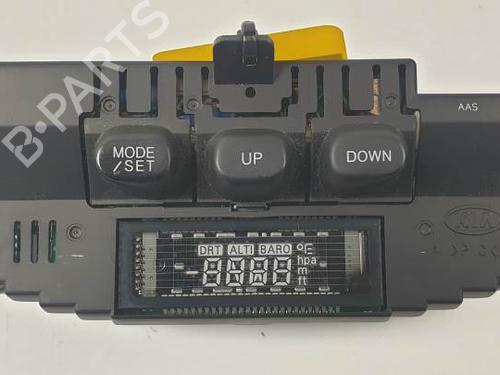 Used Display monitor KIA SORENTO I (JC) 2.4 (139 hp) 25887805