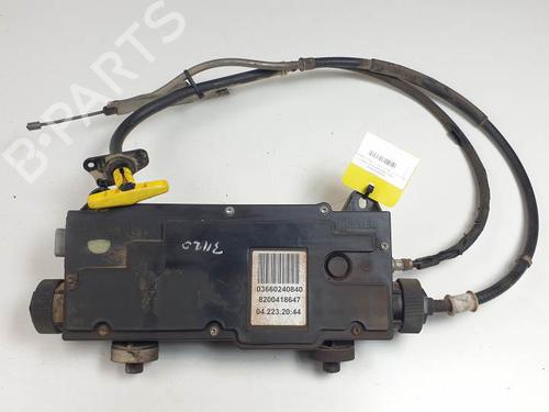 Used Electric handbrake RENAULT SCÉNIC II (JM0/1_) 2.0 (JM05, JM0U, JM1N, JM1U, JM2V) (135 hp) 28162253