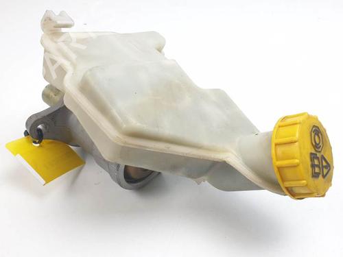 Brake master cylinder FORD FIESTA V (JH_, JD_) 1.4 TDCi | BP22751935M77 
