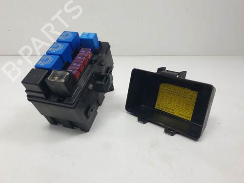 Used Fuse box HYUNDAI i30 Estate (FD) 1.6 CRDi (90 hp) 11335275