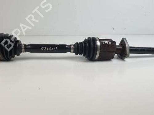 Used Right front driveshaft OPEL ZAFIRA / ZAFIRA FAMILY B (A05) 1.9 CDTI (M75) (120 hp) 25707021