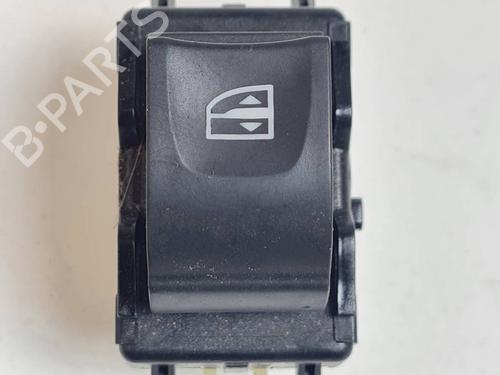 Used Right rear window switch Right rear window switch RENAULT CAPTUR I (J5_, H5_) 1.5 dCi 90 (J5N4, J5M5, J5MW, J5M6, J5AL, J5AJ) (90 hp) 30762988 30762988