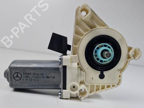 Used Left front window motor Left front window motor MERCEDES-BENZ B-CLASS Sports Tourer (W245) B 180 CDI (245.207) (109 hp) 28713623 28713623