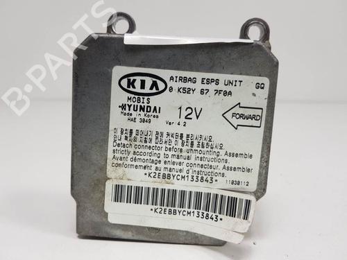 ecu-airbags-kia-carnival-i-up-29-tdi-0k52y677f0a-1998-1999-2000-2001-8417969 main image