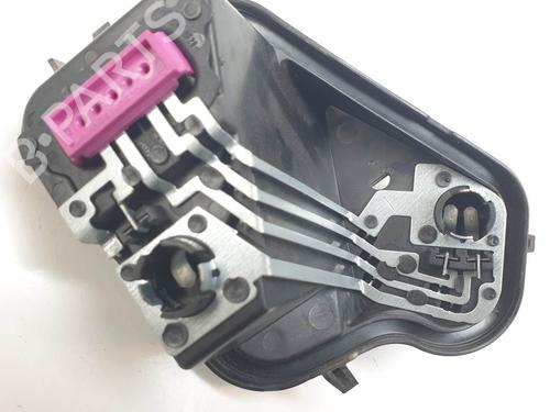 Used Lamp holder Lamp holder RENAULT MEGANE III Grandtour (KZ0/1) 1.6 16V (KZ0H) (101 hp) 25752486 25752486