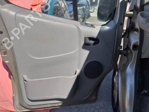 Left front door RENAULT TRAFIC II Bus (JL) 2.5 dCi 145 (JL0J) | BP29272085C2 