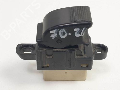 Right front window switch MAZDA 6 Hatchback (GG) 2.0 DI (GG14) | BP10632762I26 - Image 1