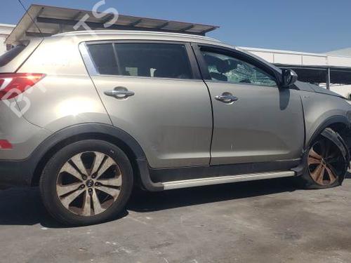 Engine control unit (ECU) KIA SPORTAGE III (SL) 2.0 CRDi AWD | BP28106456M57 