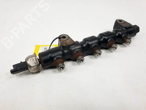 Used Injection rail Injection rail FORD C-MAX (DM2) 1.6 TDCi (109 hp) 13575069 13575069