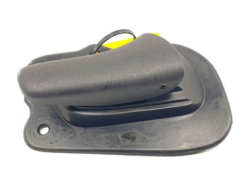 Used Front right interior door handle Front right interior door handle OPEL CORSA B (S93) 1.2 i (F08, F68, M68) (45 hp) 17394887 17394887