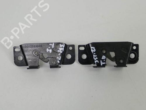 Used Tailgate lock CITROËN C3 Pluriel (HB_) 1.4 (73 hp) 7117054