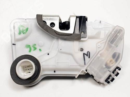 hjre-fortil-las-toyota-corolla-hatchback-_e21_-_ea1_-_eh1_-2018-25403699 main image