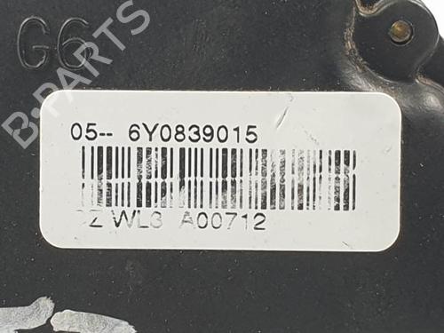 Rear left lock SKODA FABIA I (6Y2) 1.2 | BP24916123C100 