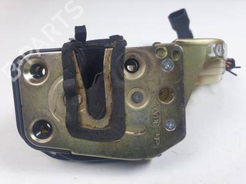 Used Front left lock KIA SORENTO I (JC) 2.5 CRDi 4WD (140 hp) 30998290