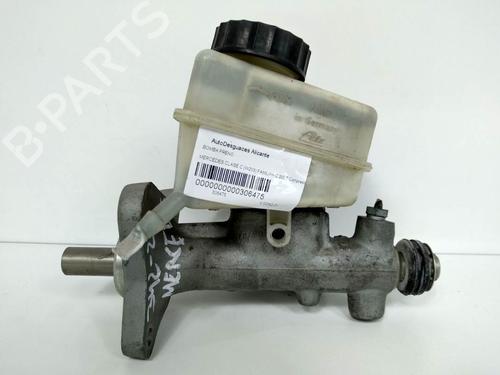 Used Brake master cylinder Brake master cylinder MERCEDES-BENZ C-CLASS T-Model (S203) C 200 Kompressor (203.242) (163 hp) 7666166 7666166
