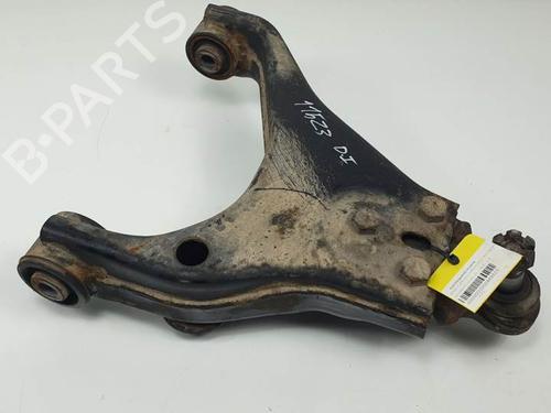 Used Left front suspension arm KIA SORENTO I (JC) 2.5 CRDi 4WD (140 hp) 15897269