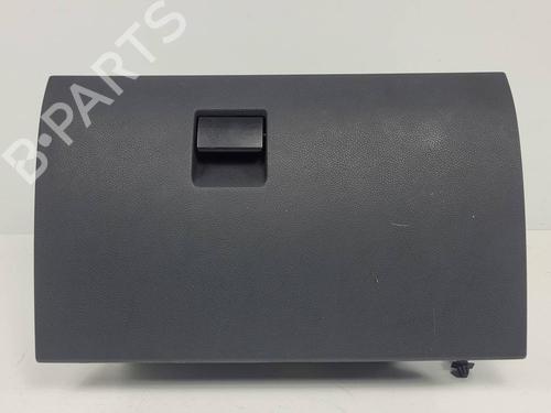glove-box-ford-mondeo-iii-b5y-2000-2001-2002-2003-2004-2005-2006-2007-34515897 main image