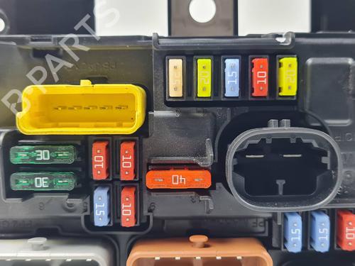Fuse box CITROËN C3 II (SC_) 1.4 HDi 70 (SC8HZC, SC8HR0, SC8HP4) | BP29321793E1  - Image 6