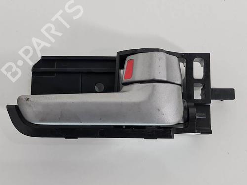Used Rear right interior door handle Rear right interior door handle SUZUKI SWIFT III (MZ, EZ) 1.3 DDiS (RS413D) (75 hp) 6892034 6892034