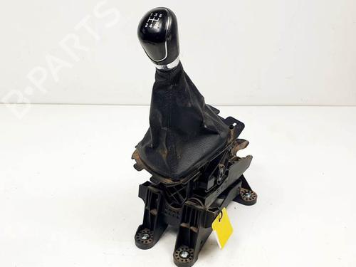 Used Gear lever FORD ECOSPORT 1.0 EcoBoost (125 hp) 16579302
