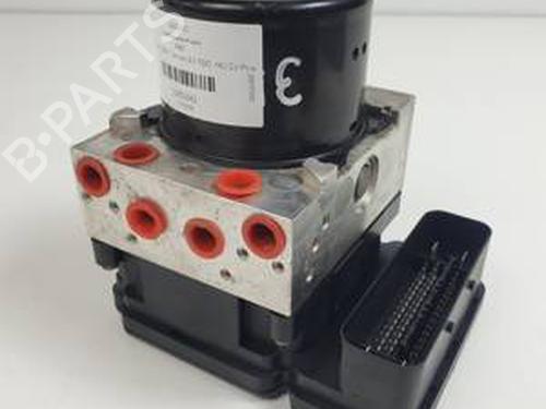 Used ABS pump FORD KUGA II (DM2) 2.0 TDCi 4x4 (163 hp) 30450545