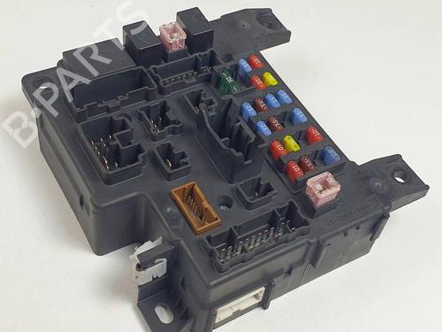 Used Fuse box CITROËN C-CROSSER (VU_, VV_) 2.2 HDi (156 hp) 30191182